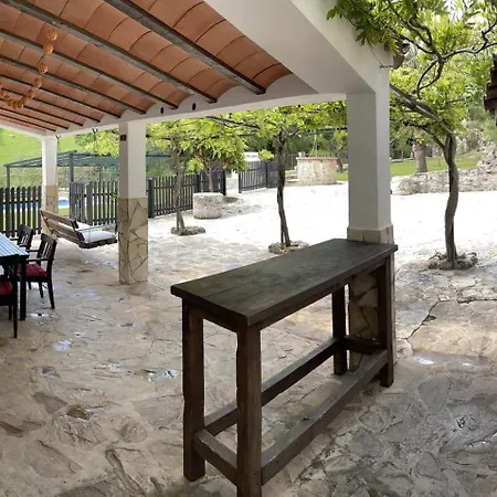 Holiday home Lapozailla *